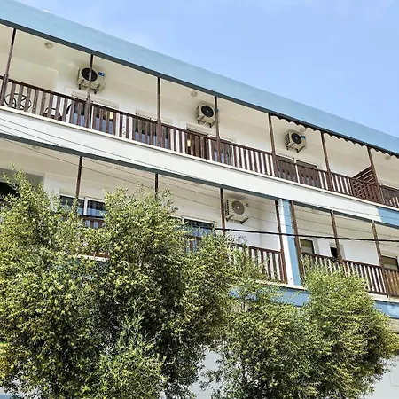 Unique City Center Rooms, 150m From Chabad Lubavitch * Larnaca